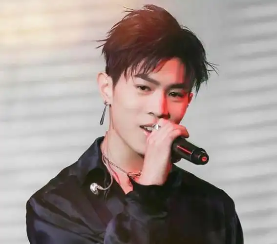 马伯骞跑车车队为什么会上热搜?大家如何评论的?