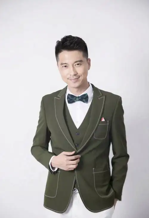 王雷个人资料(王雷:爆红后娶李小萌,没办法不娶,她陪了我8年) | 说明