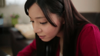 搞笑美女动态图,搞笑妹子gif虽然你在哭,但是我想笑!搞笑美女动态图