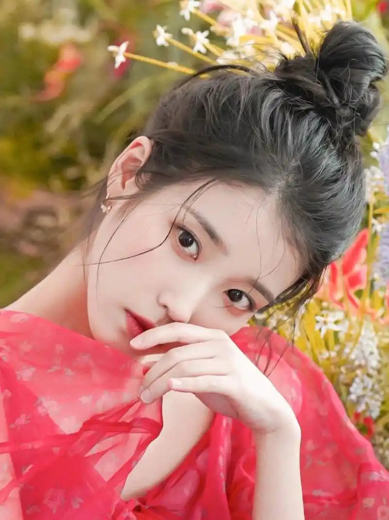 分享iu的100组神图no.12