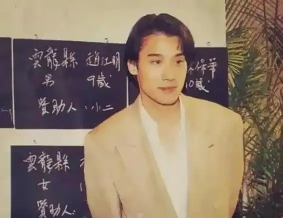 梁家辉,影帝全是虚名,一心只想做演员,直言妻子是我心里最美