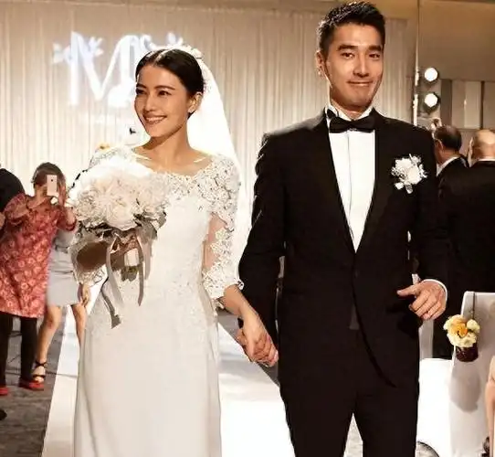 10年后再看高圆圆才发现她和赵又廷结婚是最正确的选择