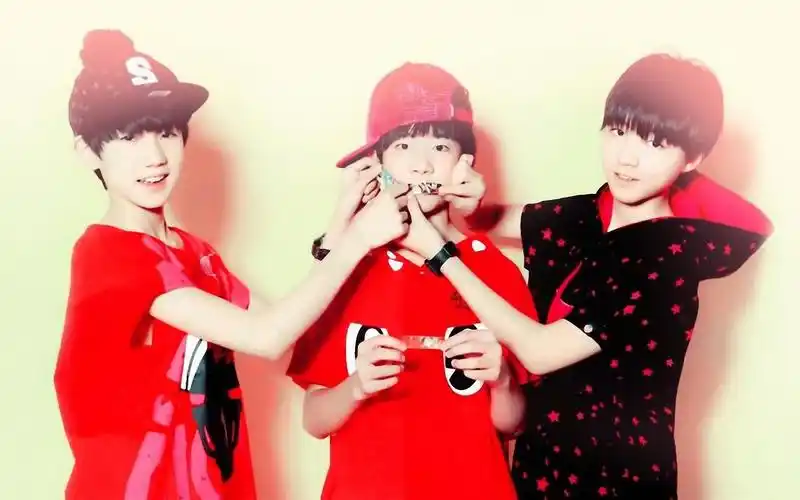 tfboys桌面壁纸_男生萌萌哒tfboys