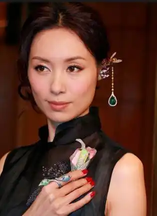 娶百亿千金却包养小三,与老婆联手将经纪人送进监狱,这对夫妻真恩爱?