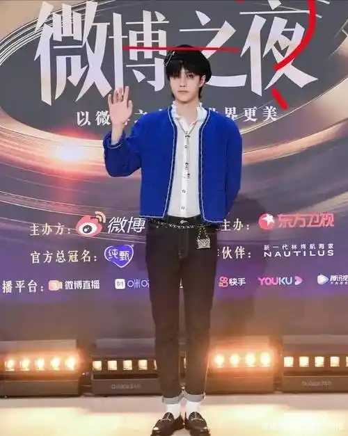 王一博的身高在娱乐圈中也是不占优势.王一博