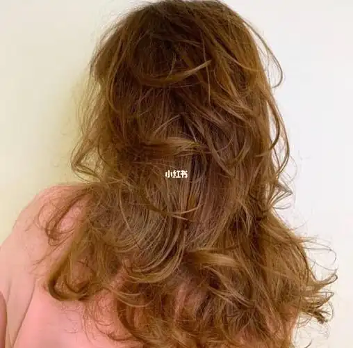 棕色系_刘海_茶色_上和造型自由行热门攻略_奶茶_巧克力_泡面_奶奶灰