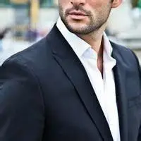 欧美西装暴徒霸气头像_微信头像图片大全