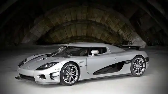 世界上最贵的10辆超级跑车每一辆都让人震撼你喜欢哪一辆