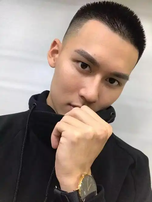 15款男生面试发型好感度职场发型