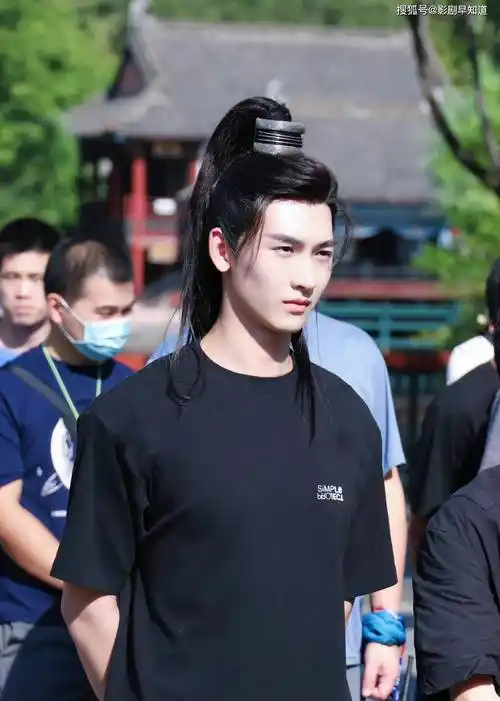 不守男德的黄俊捷复出,新剧《如意客栈》开机,搭档同公司女艺人_钟祺