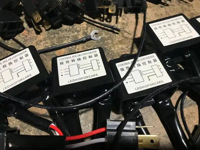 h4 led大灯极性转换器故障消除器解码器hid h4氙气灯正负极转换器