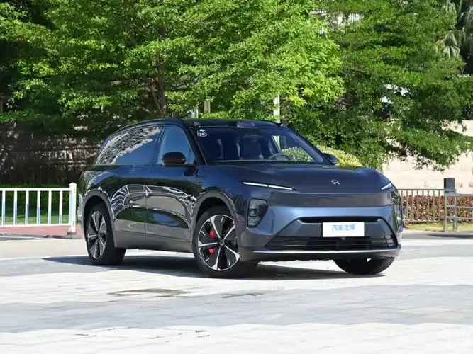 理想l9对比蔚来es8 实用性才是王道?