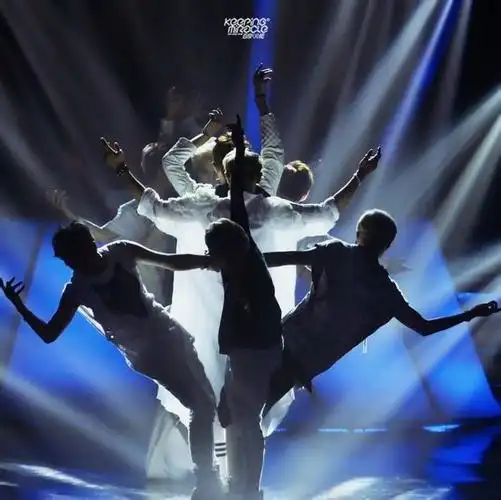 谁有exo生命之树的图片!要高清的!越多越好!