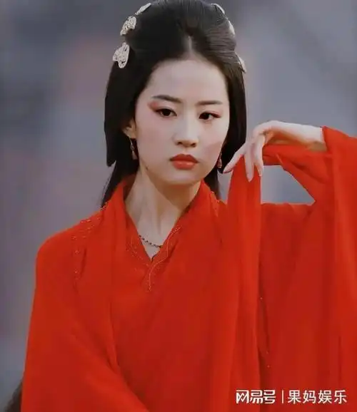 同样是扮演虞姬刘亦菲和张雨绮的差距一目了然