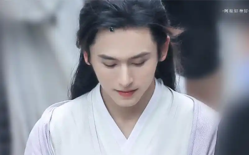 多情的眼,清冷的脸,老婆的美貌每天都让我震撼【山河令|周子舒】