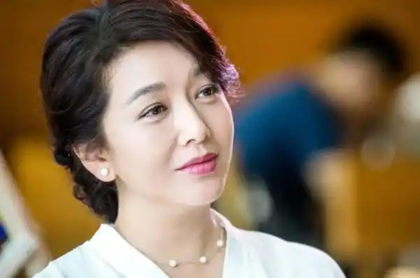 江珊,1967年12月22日出生于江苏镇江,中国大陆女演员,歌手.