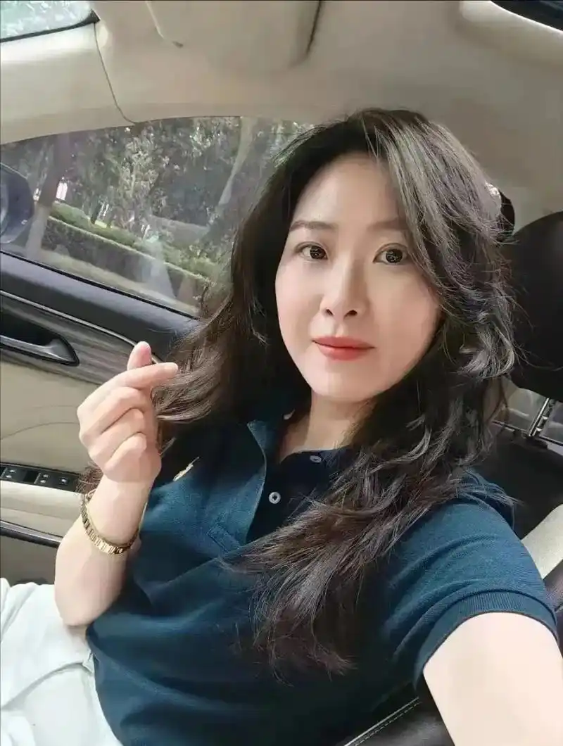 五个31岁左右的离异单身少妇!#女人味 #丰满莹润的中式 - 抖音