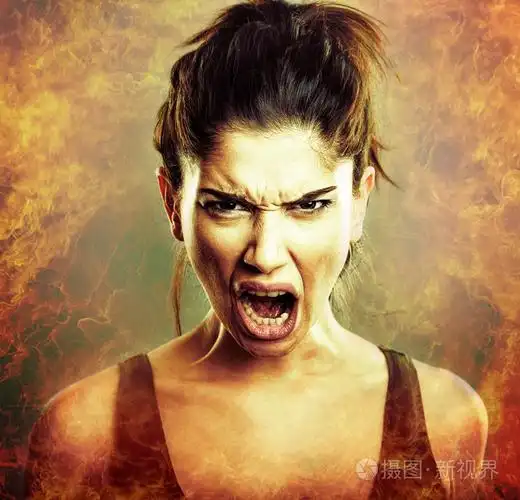 愤怒的爆炸愤怒的女人的尖叫声