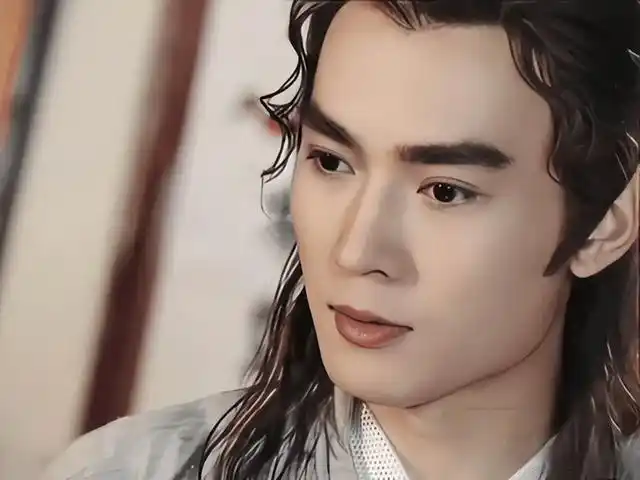 古装剧,对于演员要求可太高了,以男演员为例,演员古装扮相的合不合小