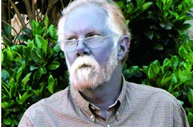 稀有的蓝种人,害怕成为非议对象隐居6000米高山,百年才露一次面_马丁