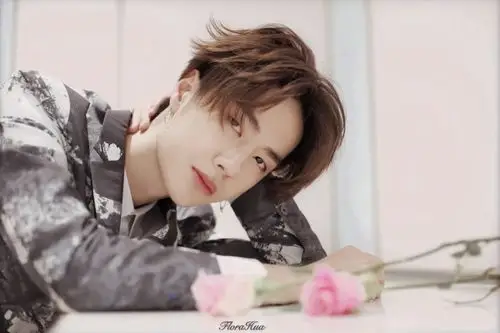 新娘brides杂志 修图 @uniq-王一博 cr:logo - 堆糖,美图壁纸兴趣社区