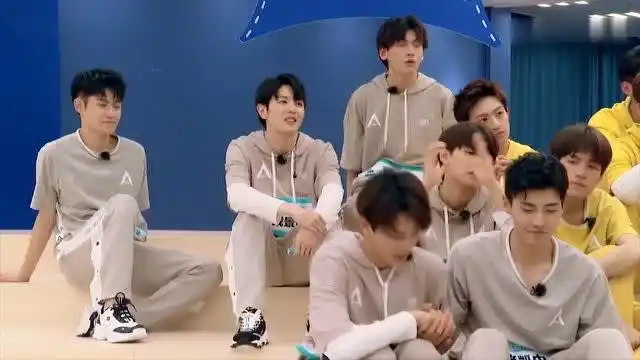 创造营:f班学员推举,苏有朋有期望的选择段浩男,一种坚持!