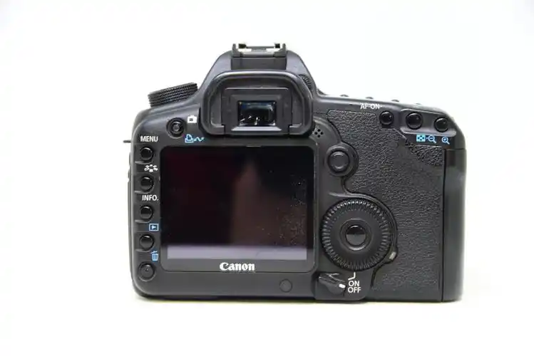 佳能5d2成色不错机身