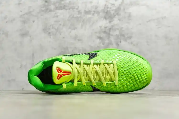 耐克科比6代青蜂侠nikekobe青蜂侠耐克科比绿色篮球鞋实战版本货号cw