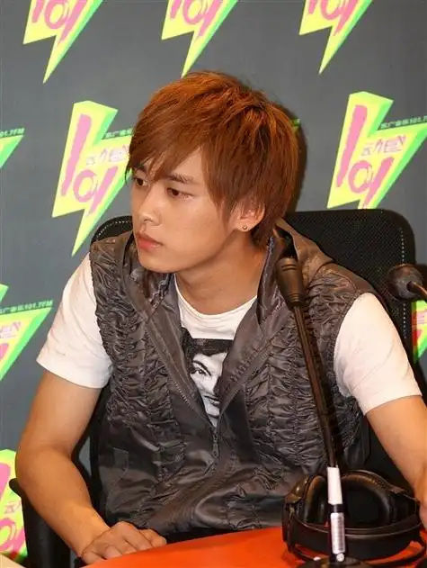 与李易峰一六相伴一路爱