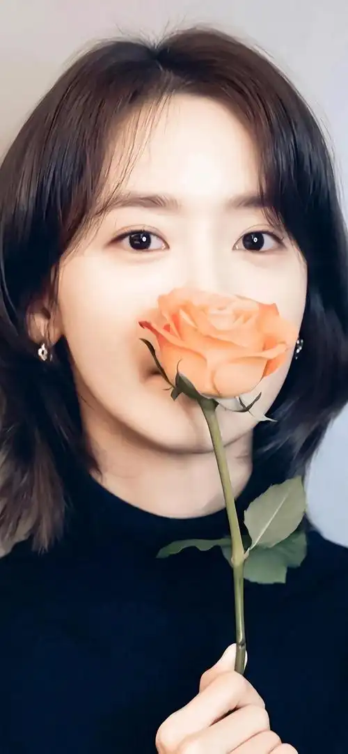 林允儿壁纸 - 知乎