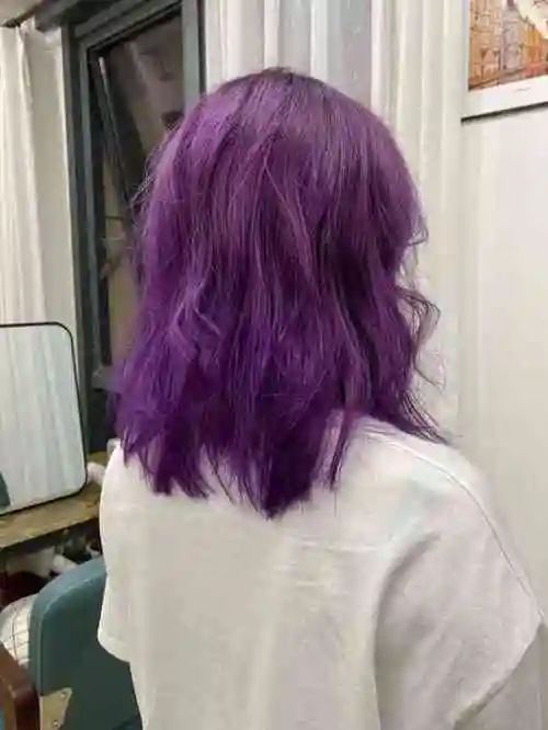 打分 发型师龙玉态度很好,人也很耿直,做头发非常仔细.