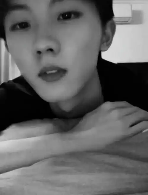 有图(七位的 喉结 咳咳 毕竟配着图看食用更佳 急刹 请不