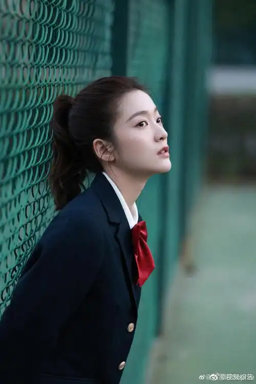 张雪迎择君记大婚造型##张雪迎说大婚造型挺好看的就是废头