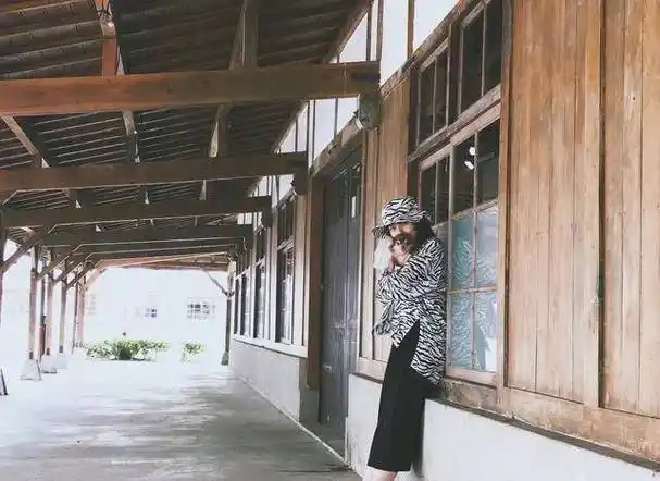 向佐_照片_什么