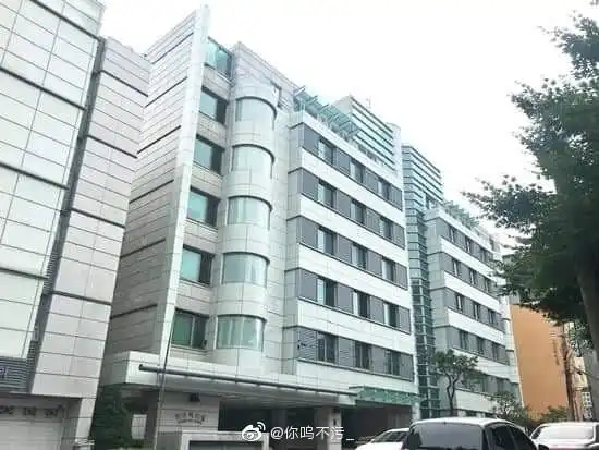 exo出道至今发展不错,成员陆续购置动产,不动产,有粉丝统计,世勋