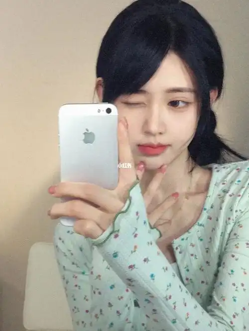 527052自己剪的斜刘海