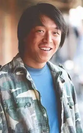 原创百亿影帝黄渤我最恨的人是我的父亲