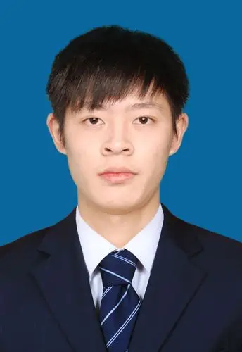 求大神ps成正装照,尽量自然一点啊,谢谢