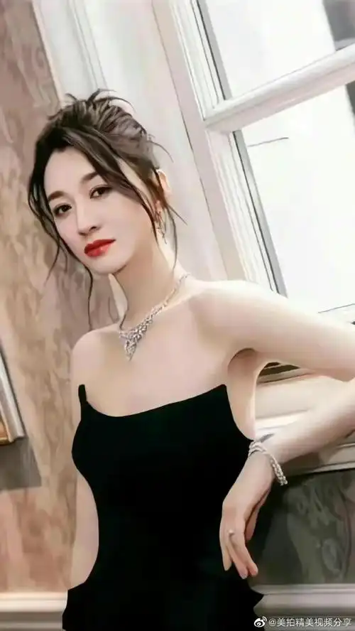 女神##李小冉##李乃文说李小冉很女神也很北京大妞##性感女神