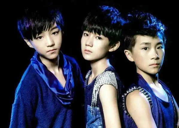 男人帮tfboys四周年从男孩到男人完成时尚蜕变