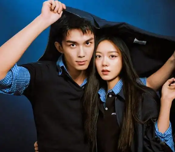 吴磊赵今麦大尺度床戏被删陈小纭撞脸郑爽张艺兴要拿金像奖胡夏宣示