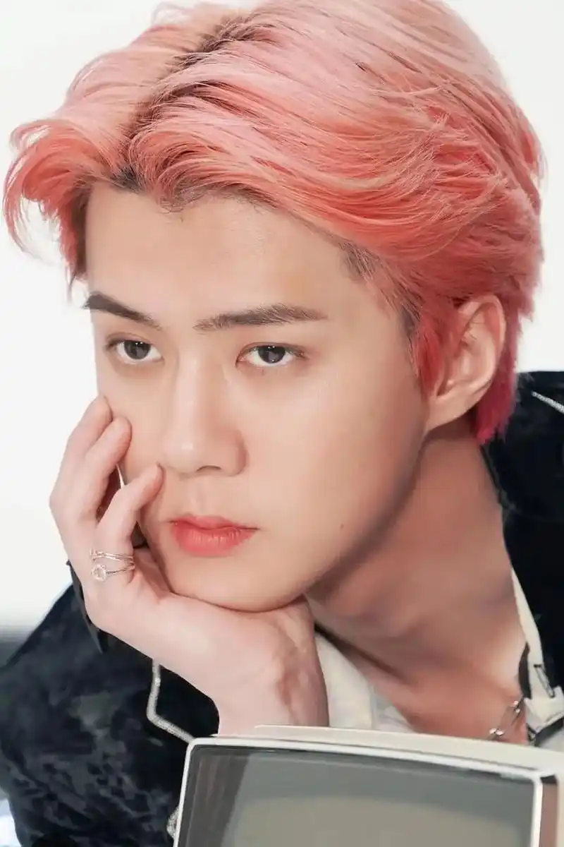 一些个吴世勋高清小卡自印图分享 #吴世勋 #sehun #吴 - 抖音