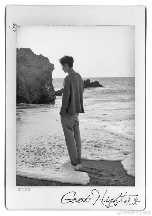 张艺兴活动造型,朗目藏星,追梦不停,背影藏进人海,晚安隐入留白_高清