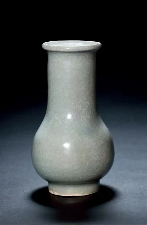 3613南宋龙泉青釉长颈盘口瓶