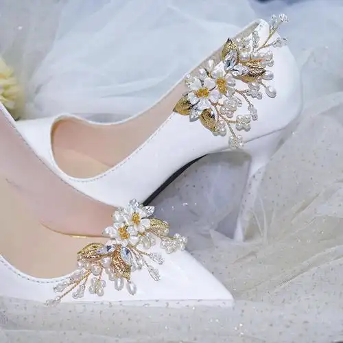 新娘婚鞋配饰百搭珍珠花朵鞋花女鞋高跟鞋可拆卸鞋扣