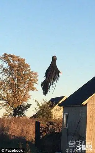 美国小镇惊现摄魂怪吓倒不少网友