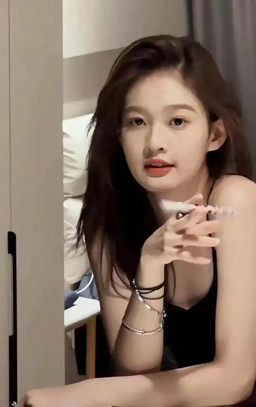 王思聪新女友公开两人爱巢,喊话这是第二个家,高调宣示主权!