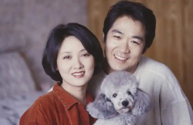 邓婕前老公是谁曾毫不避讳的谈起邓婕的生活为她不值