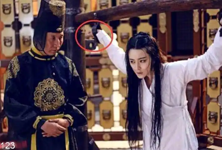 电视剧中最白痴的穿帮镜头,范冰冰赵丽颖都深受其害啊!