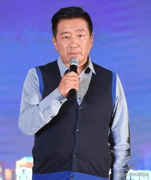 丁勇岱,中国著名男演员,曾凭借电影《小兵张嘎》及电视剧《活着》等多